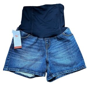 Isabel Maternity MIDISHORT Blue Jean Shorts Size 6
NWT